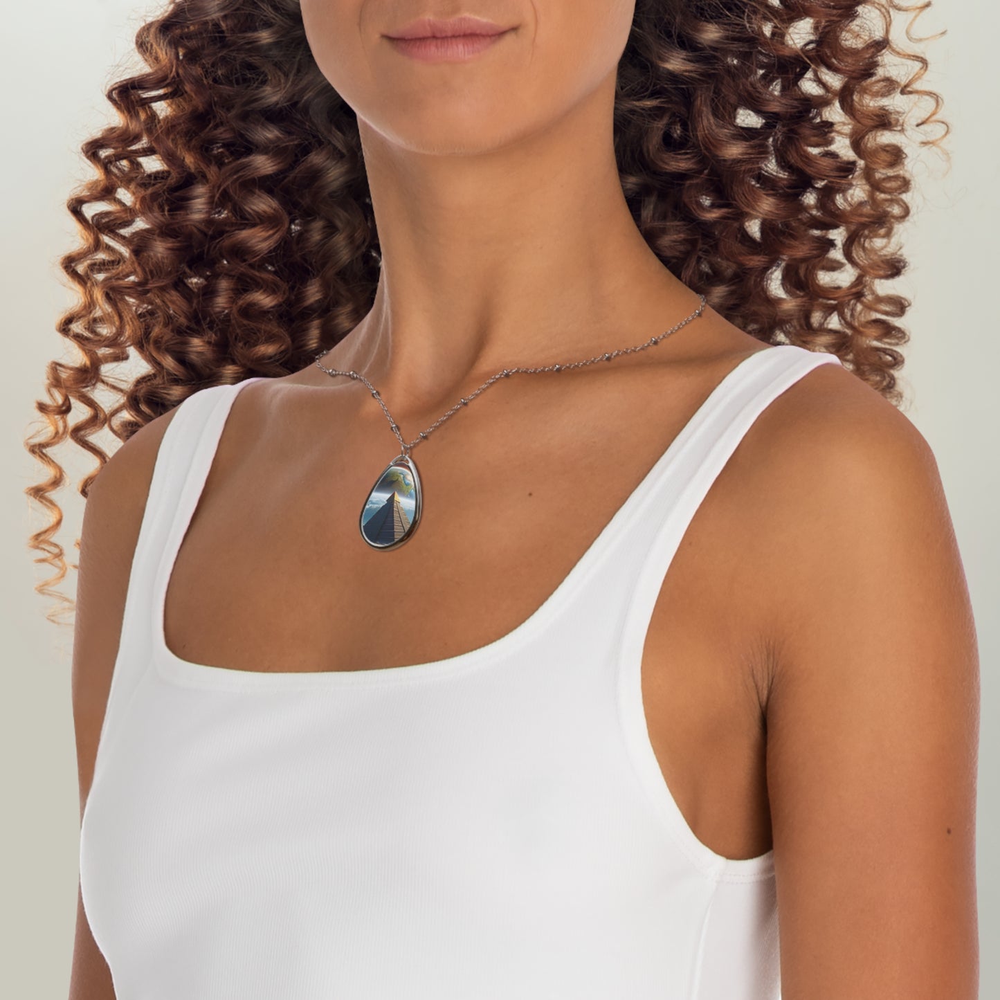 Cai Oval Necklace